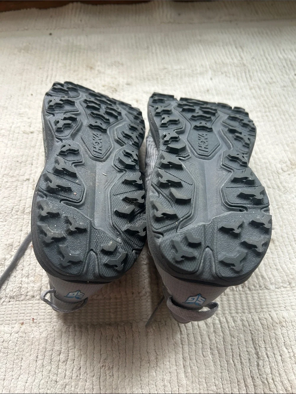Hoka Kids Gray speed goats 6 Sneakers size 4 UK size 3
